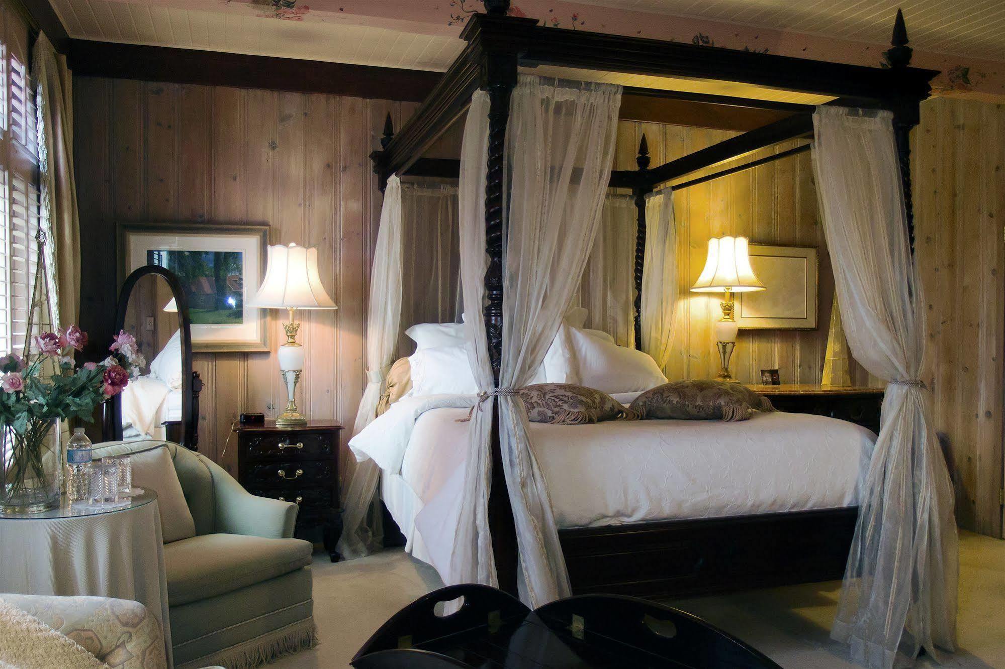 Le Petit Clocher Gite Touristique B & B Saint-Sauveur Ngoại thất bức ảnh